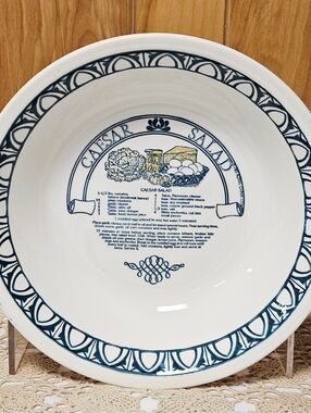 1983 CAESAR SALAD 11-3/4" Serving Bowl Recipe Garden Classics Royal China USA